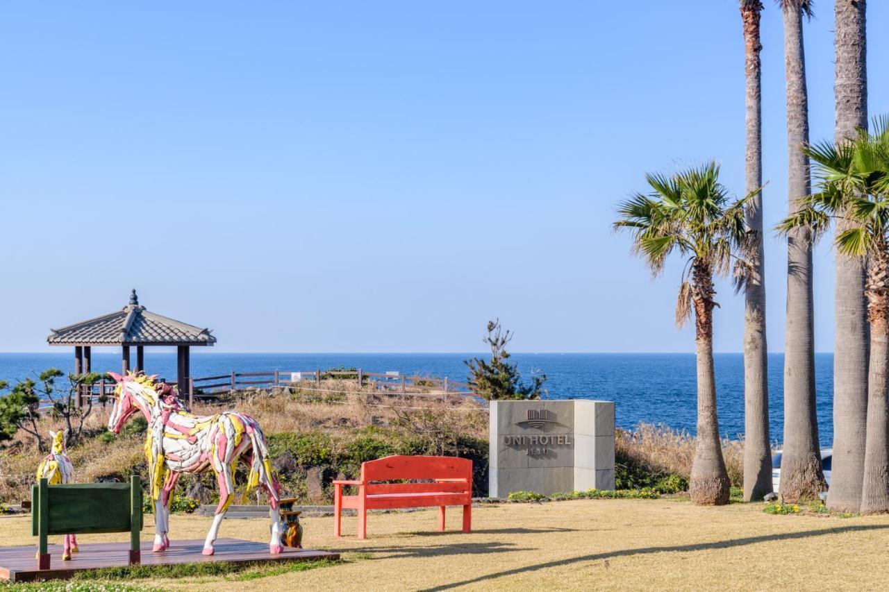 Uni Hotel Jeju Exterior foto